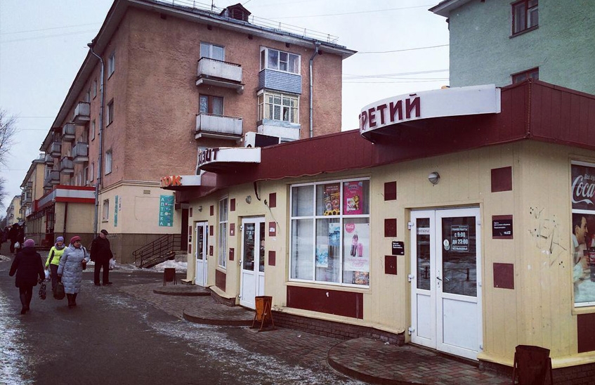 Бетономешалка, аккумуляторы, автомагнитола, велосипед, вино и водка стали добычей воров