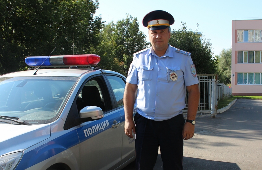 Безопасность в школах 1 сентября обеспечивали 58 сотрудников саровской полиции