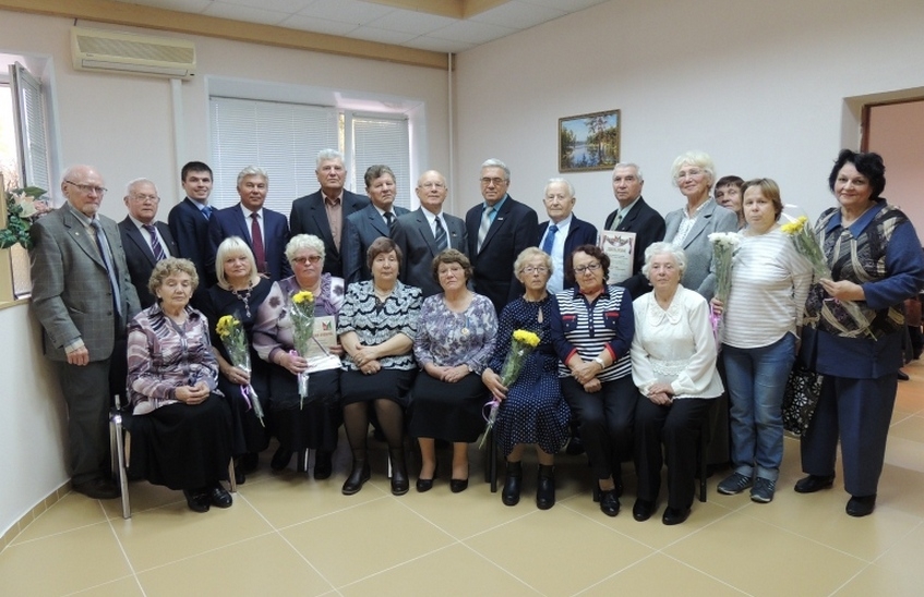 Глава города провел прием ветеранов Сарова в рамках декады пожилого человека