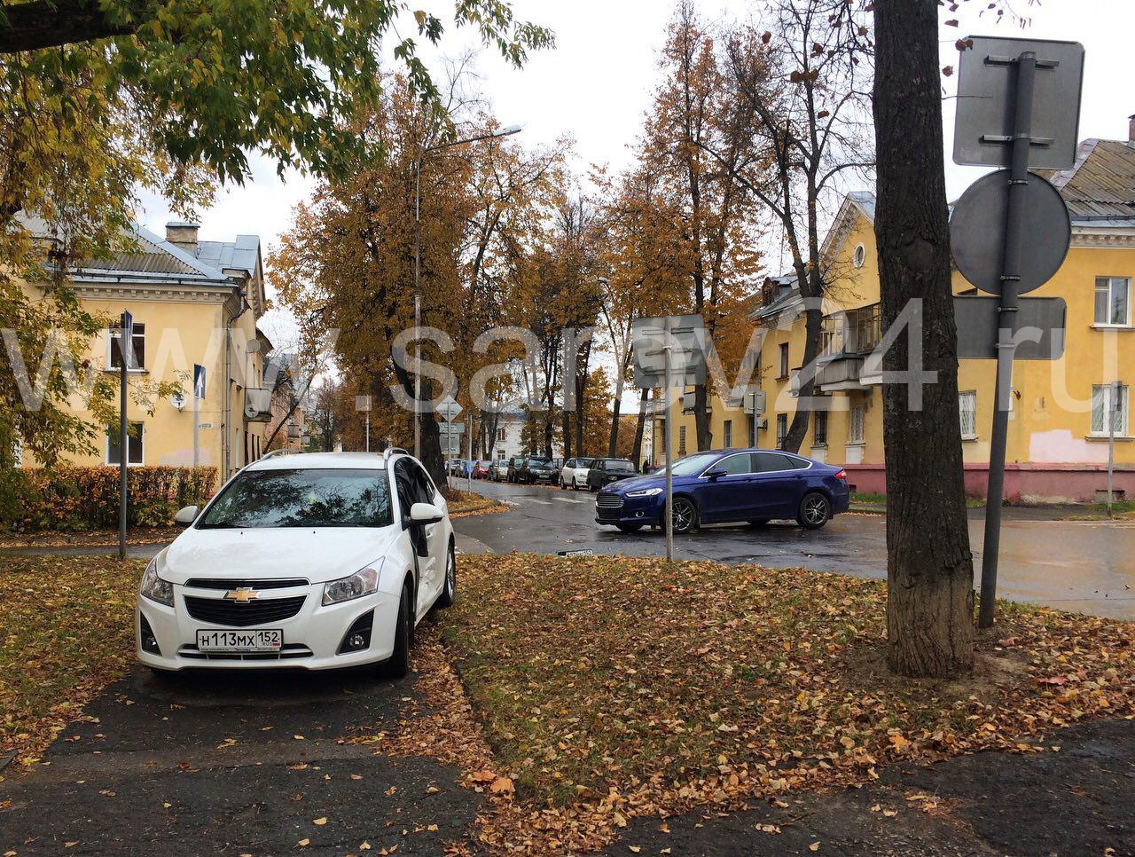 ДТП на перекрестке улиц Гагарина и Чапаева