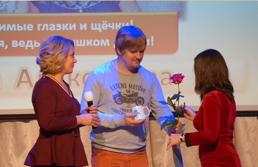 Состоялось награждение победителей городского фотоконкурса «Свет материнской любви»