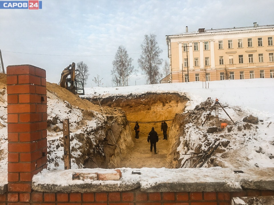 Саров- Кременки-.