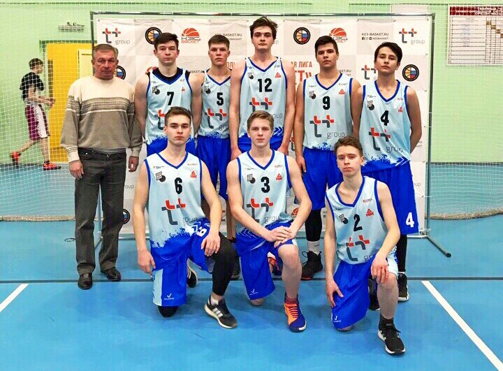 Баскетболисты школы № 12 выиграли чемпионат школьной баскетбольной лиги «КЭС-БАСКЕТ»