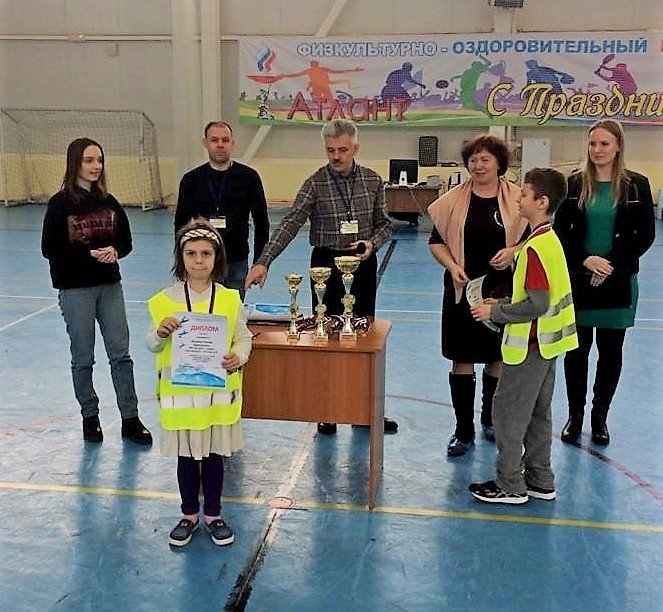 Юные авиамоделисты Дворца творчества вышли в финал областных соревнований