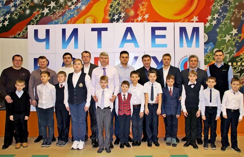 Папы и сыновья стали участниками саровского проекта «Читаем вслух»