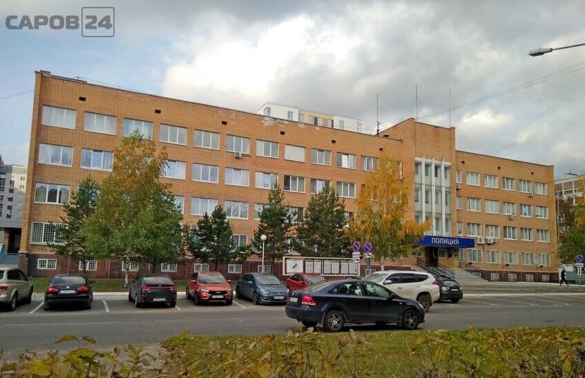 Женщина похитила у коллеги 12 000 рублей
