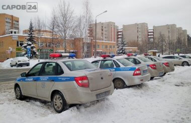 Иномарка наехала на саровчанку на зебре