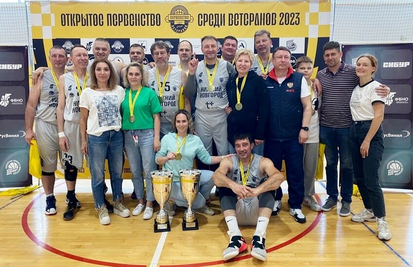 Саровские ветераны выиграли первенство России по баскетболу