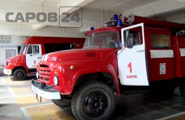 Деревянная постройка с забором сгорела в «Красной звезде»