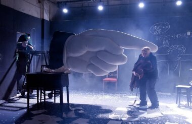 Спектакль «Петрополь. Часть I. Шинель» победил на фестивале «СВОЙ-2025» в Екатеринбурге