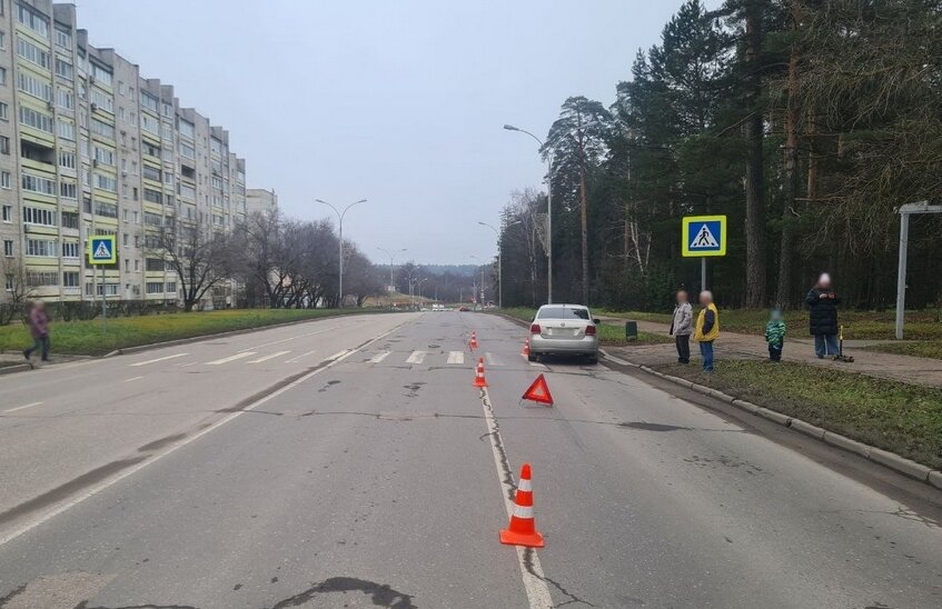 «Фольксваген» наехал на ребёнка рядом с парком