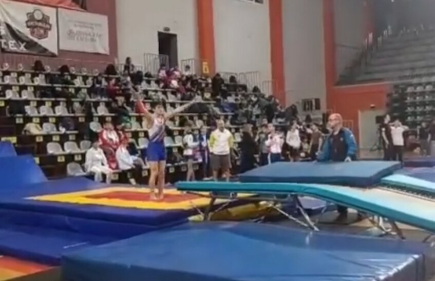 Спортсмены «Икара» выиграли соревнования на двойном минитрампе в Иванове