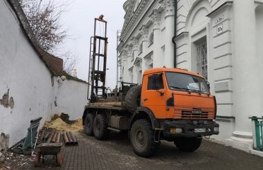 Геологические изыскания проходят у северо-восточной башни Саровского монастыря