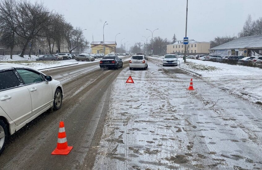 Саровчанка попала под колеса автомобиля на Железнодорожной