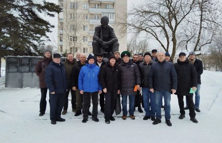 Саровчане почтили память воинов-интернационалистов