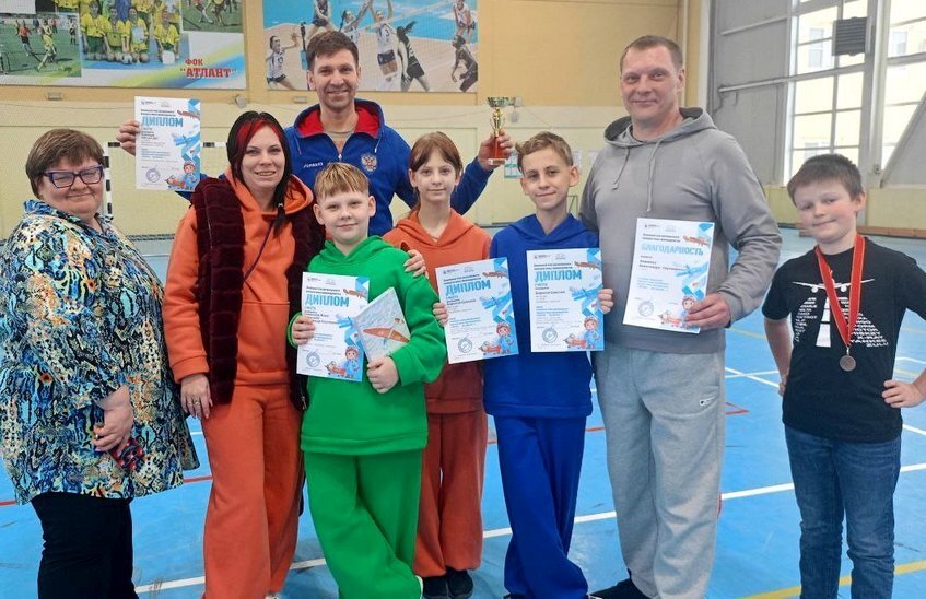 Авиамоделисты ДДТ выиграли награды соревнований «Лети, модель!»