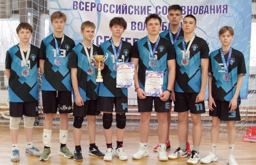 Лицей № 15 выиграл серебро областного турнира по волейболу