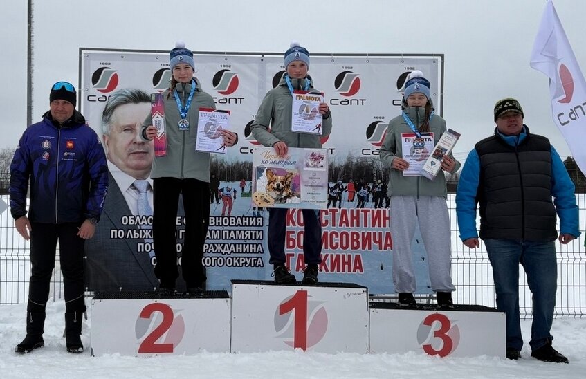 Саровские лыжники выиграли региональные старты